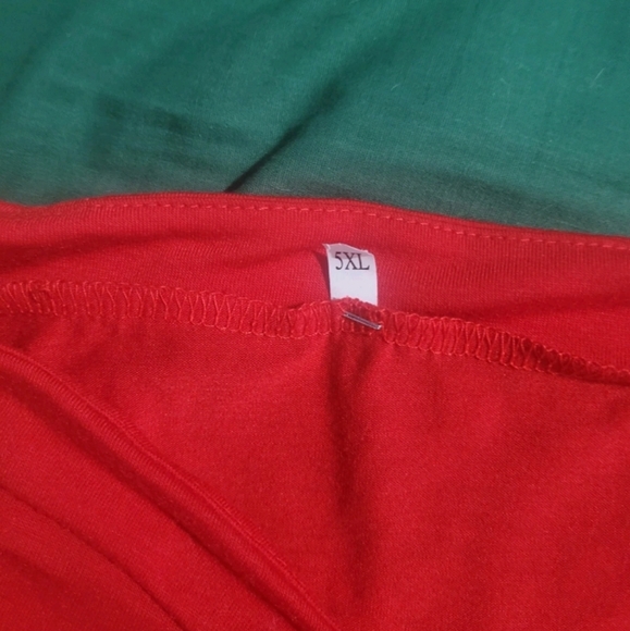 Elegant Red and Black Women's Dress - Picture 3 of 3